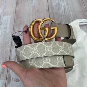 $1,185 New Authentic 100-40 GUCCI Belt Beige Gold tone GG LOGO Signature Canvas
